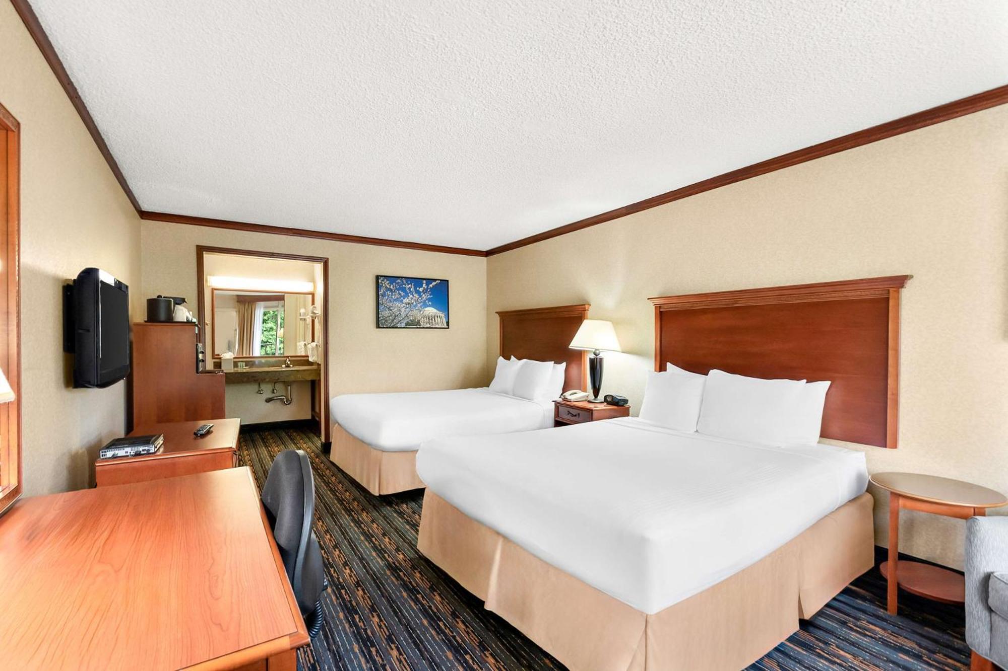 Best Western Fairfax City Buitenkant foto